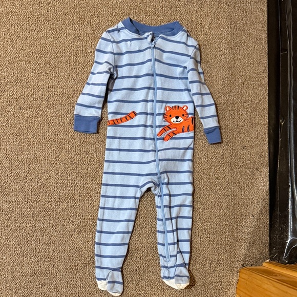 12 month pajama set of 4 - Picture 8 of 9